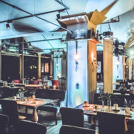 Thehotel At Lippischer Hof فندق