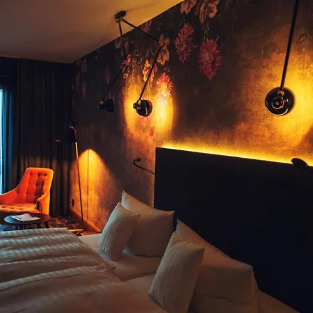 فندق Thehotel At Lippischer Hof باد سالزفلن