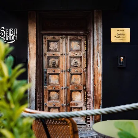 Thehotel At Lippischer Hof فندق 4*