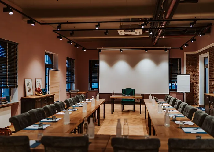 Thehotel At Lippischer Hof 4*