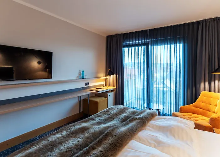 Thehotel At Lippischer Hof 4*